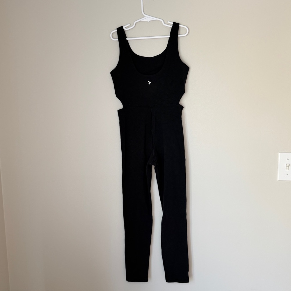 Old Navy Active Cut-out Tank Jumpsuit - Picture 3 of 4